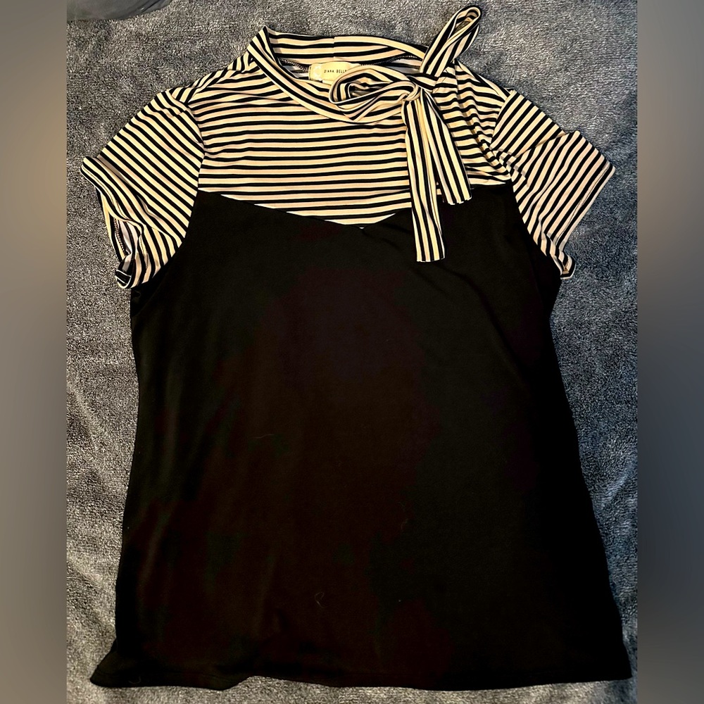 Diana Belle blouse, size L, off-white/peach and black